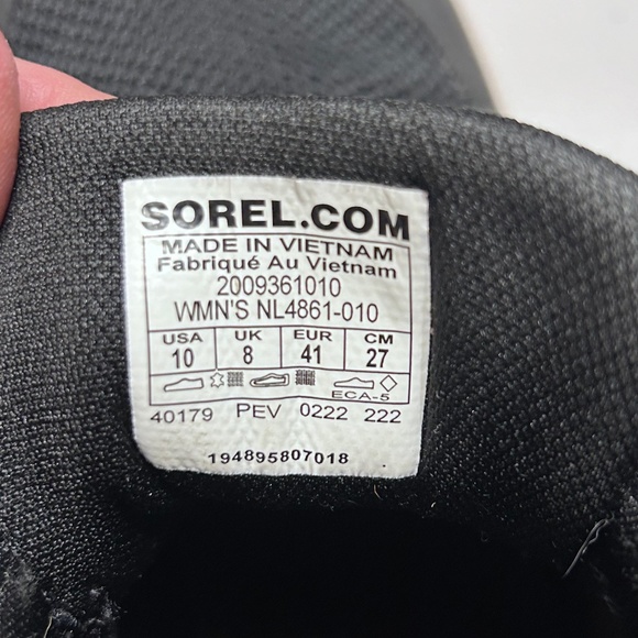 Sorel Out and About Mid Sneaker - Picture 2 of 9